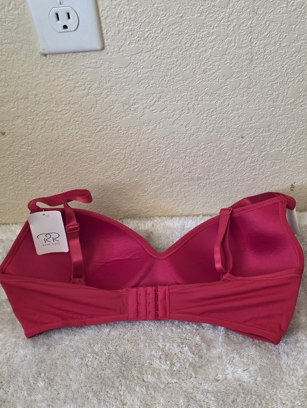 Rene Rofe Vibrant Pink Convertible Strapless Bra 38 D. NWT
